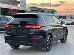 ميتسوبيشي اوتلاندر